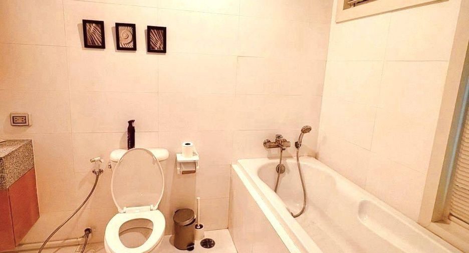 Wohnung zum Kauf mit 1 Zimmer in Pathum Wan, Bangkok