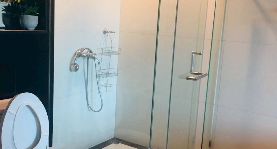 For sale 1 bed condo in Pathum Wan, Bangkok