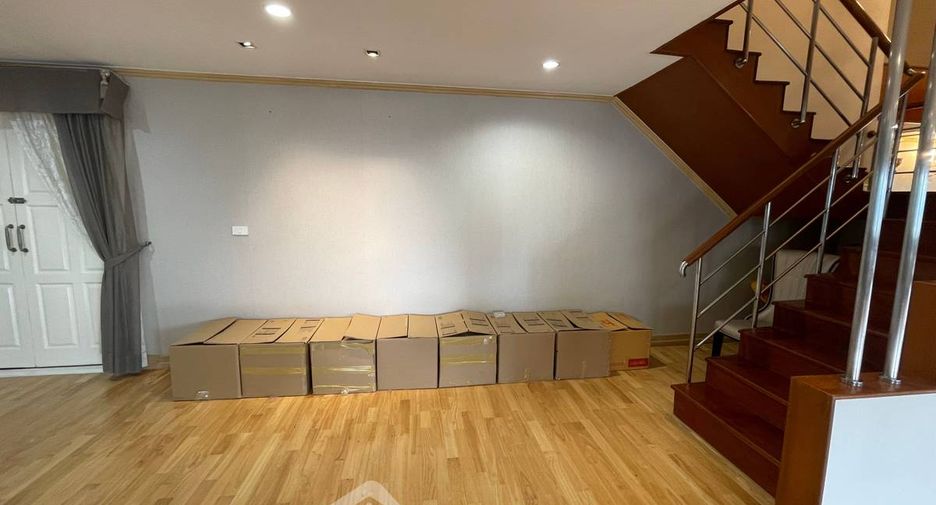 For rent and for sale 5 bedrooms condo in Khlong Toei, Bangkok