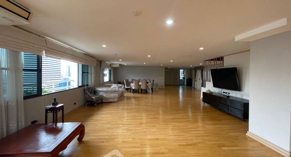 For rent and for sale 5 bedrooms condo in Khlong Toei, Bangkok
