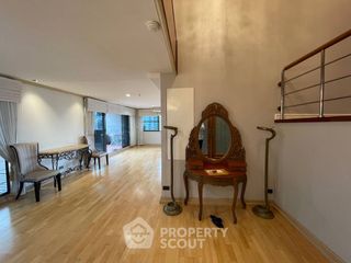 For rent and for sale 5 bedrooms condo in Khlong Toei, Bangkok