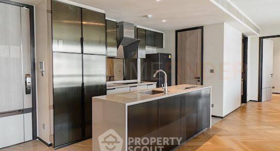 For sale 2 bedrooms condo in Watthana, Bangkok