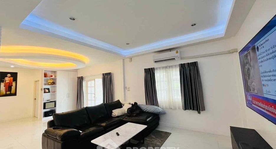 For sale 2 bedrooms house in Pratumnak, Pattaya