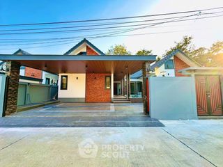 For sale 3 bedrooms villa in Bang Lamung, Chonburi