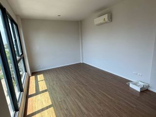 For sale 4 bedrooms townhouse in Thung Khru, Bangkok