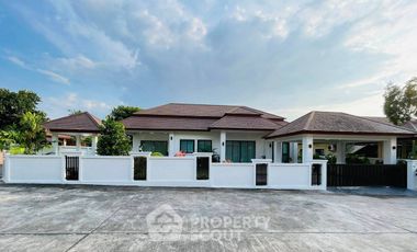 For sale 3 bedrooms house in East Pattaya, Pattaya