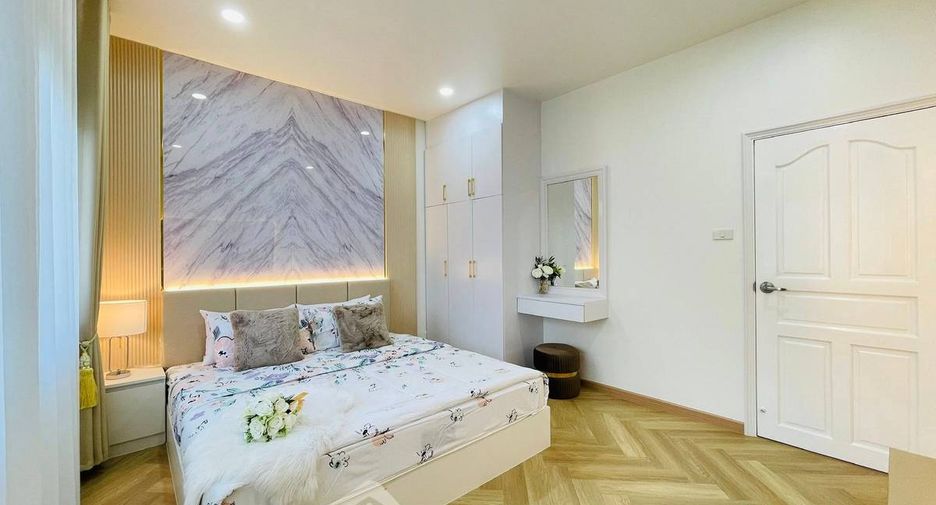 For sale 3 bedrooms house in East Pattaya, Pattaya