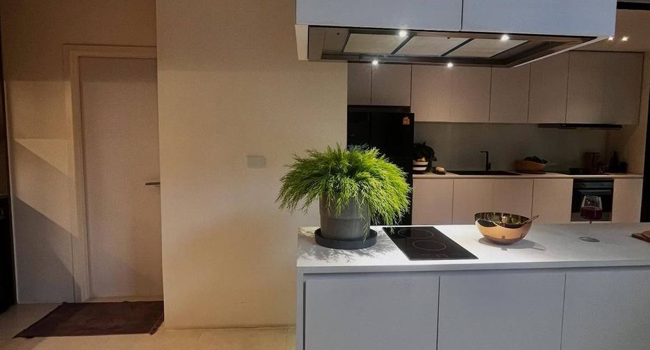 For sale 3 bedrooms house in Don Mueang, Bangkok