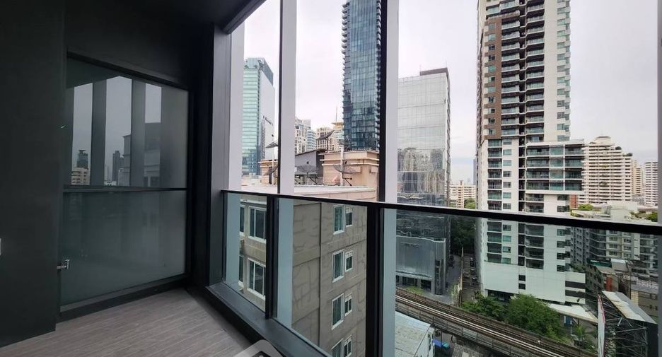 For sale 2 bedrooms condo in Khlong Toei, Bangkok