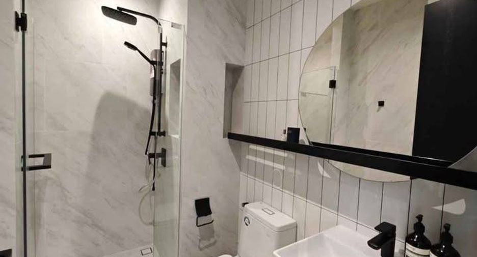 For sale 1 bed condo in Khlong San, Bangkok