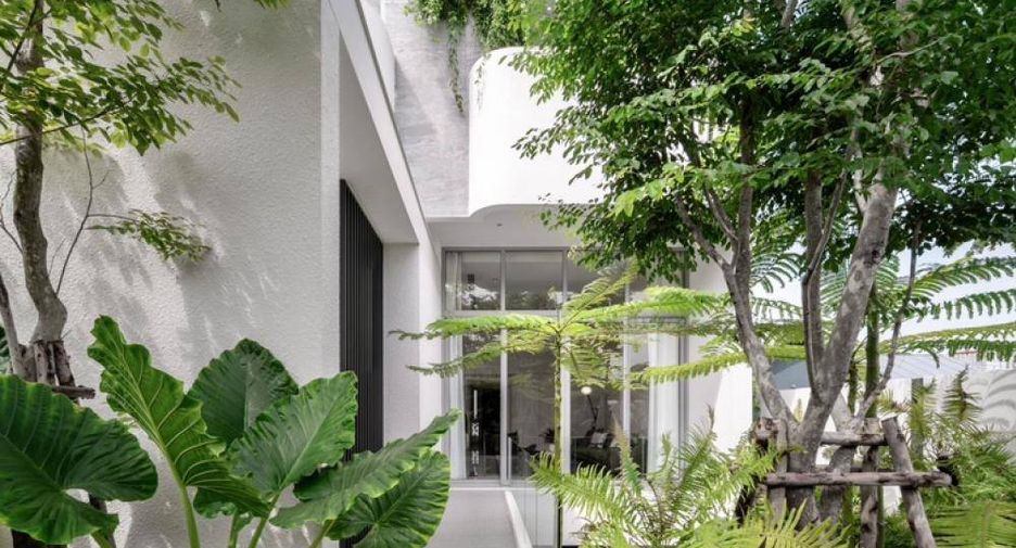 For sale 5 bedrooms house in Prawet, Bangkok