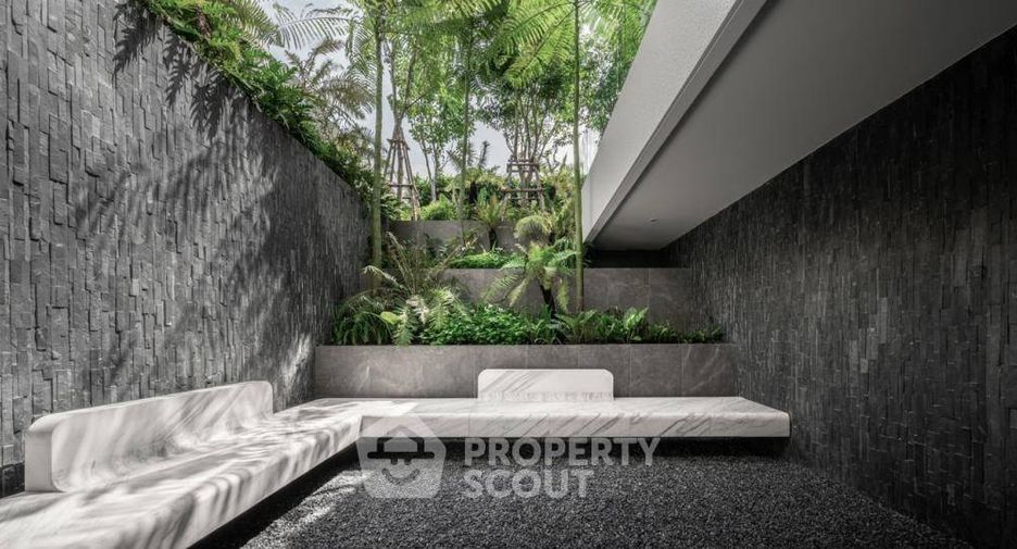 For sale 5 bedrooms house in Prawet, Bangkok