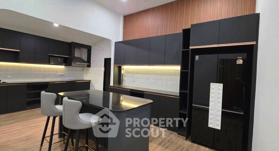 À louer et à vendre 3 chambres maison à East Pattaya, Pattaya