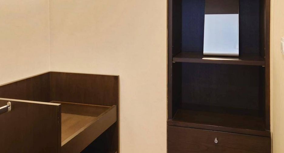 For rent and for sale 1 bed condo in Watthana, Bangkok