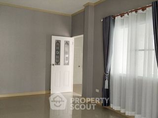 For sale 3 bedrooms house in Sattahip, Chonburi