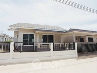 For sale 3 bedrooms house in Sattahip, Chonburi