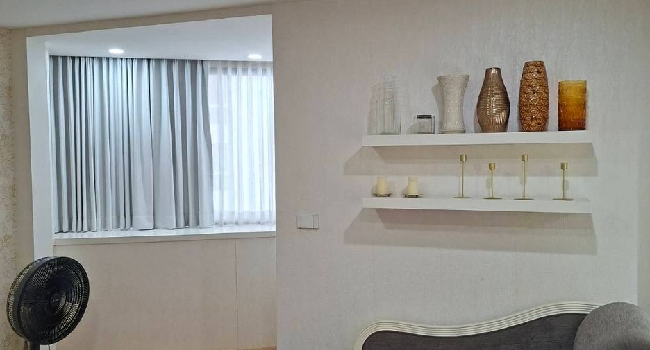 For sale 2 bedrooms condo in Khlong Toei, Bangkok