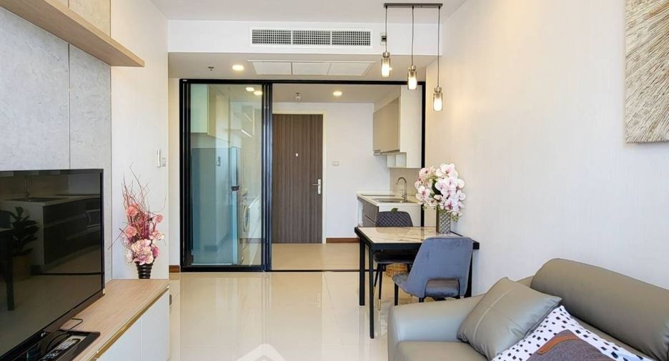 Wohnung zum Kauf mit 1 Zimmer in Khlong San, Bangkok