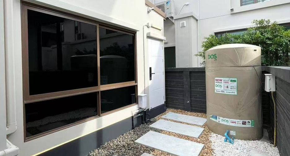 Casa en venta de 4 habitaciones en Bang Kapi, Bangkok
