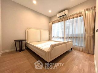 Haus zum Kauf mit 4 Zimmer in Bang Kapi, Bangkok