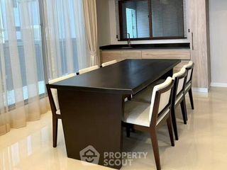 Haus zum Kauf mit 4 Zimmer in Bang Kapi, Bangkok