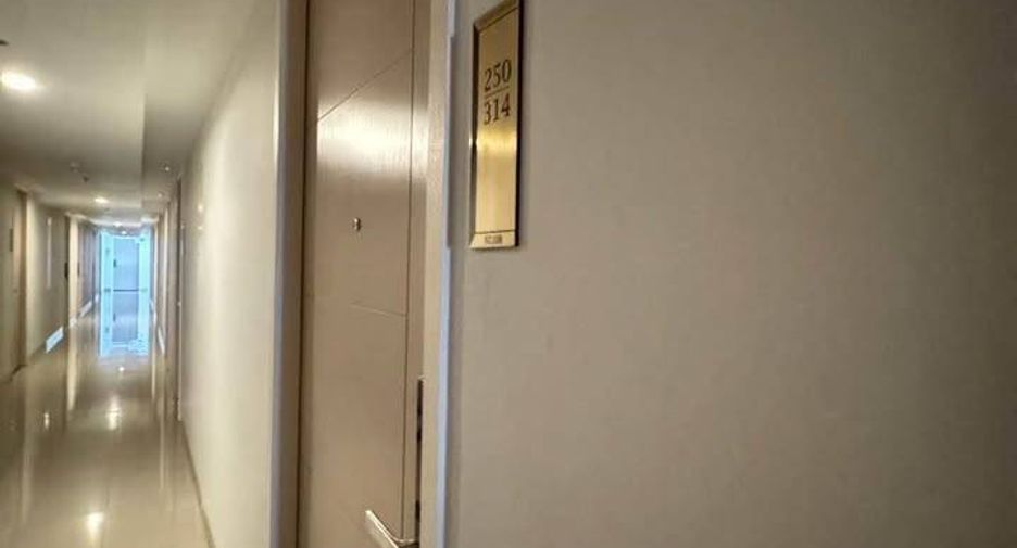 For sale 2 bedrooms condo in Bang Khen, Bangkok