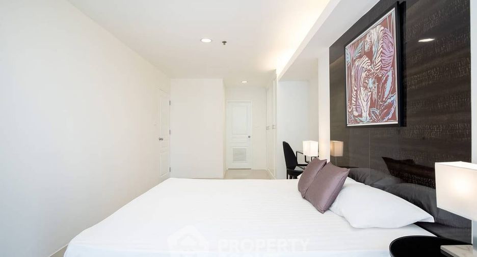 For sale 4 bedrooms condo in Khlong Toei, Bangkok