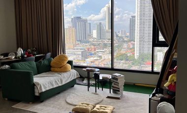 Condo en venta de 2 habitaciones en Khlong San, Bangkok