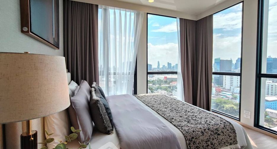 For sale 2 bedrooms condo in Sathon, Bangkok