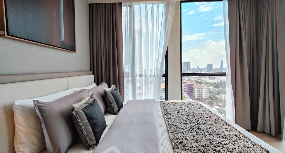 For sale 2 bedrooms condo in Sathon, Bangkok
