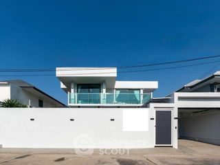 For sale 5 ベッドルーム villa in Bang Lamung, Chonburi