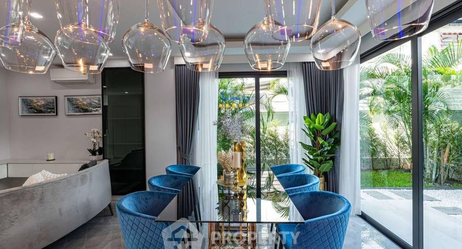 For sale 5 bedrooms villa in Jomtien, Pattaya