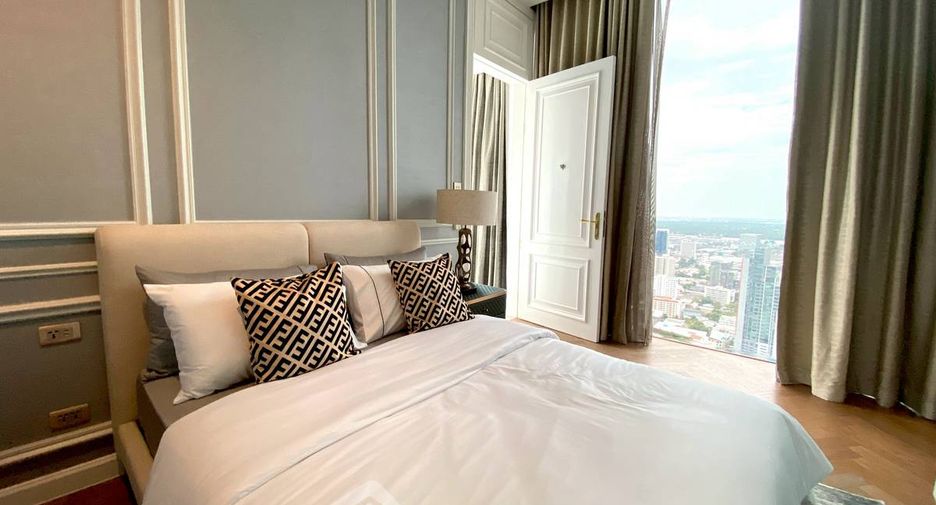 For sale 2 bedrooms condo in Khlong Toei, Bangkok