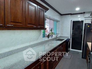 À vendre 3 chambres villa à Bang Lamung, Chonburi