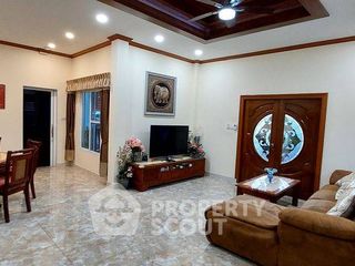 À vendre 3 chambres villa à Bang Lamung, Chonburi