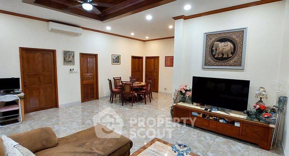 À vendre 3 chambres villa à East Pattaya, Pattaya