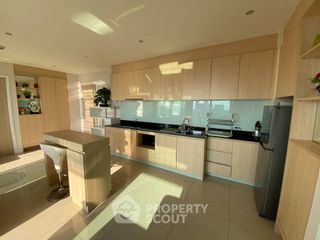 For sale 2 ベッドルーム condo in Bang Lamung, Chonburi