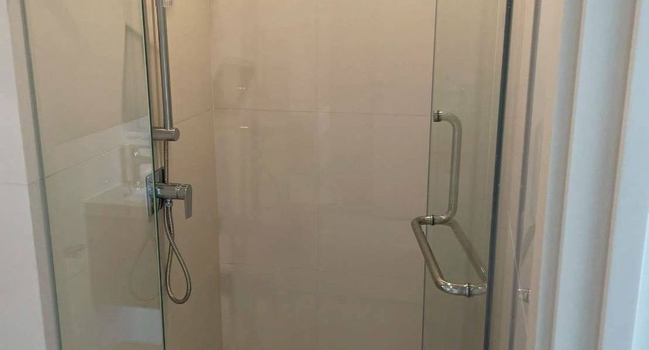 For sale 1 bed condo in Huai Khwang, Bangkok