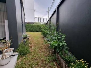 出售 3 卧室 联排别墅 在 Bang Khen, 曼谷