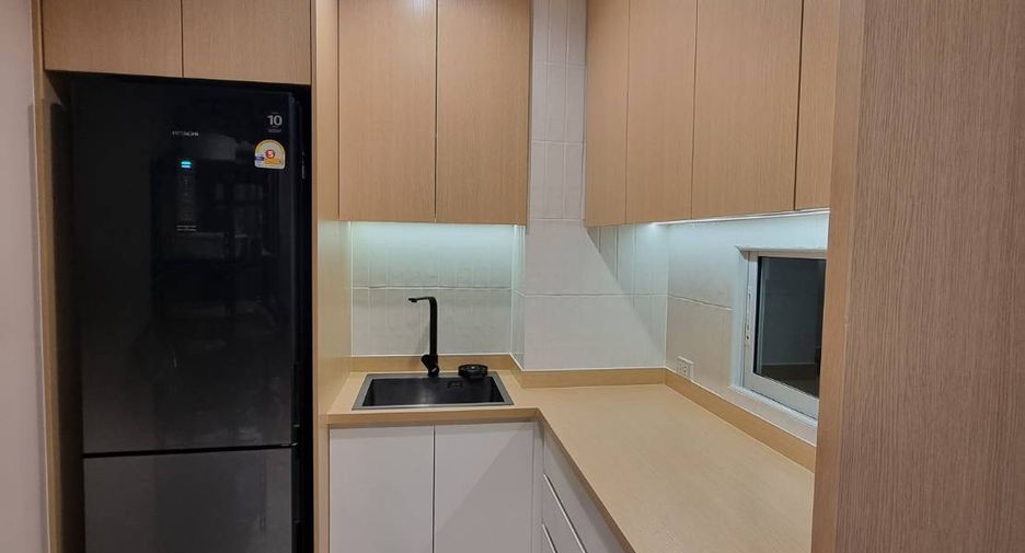 For sale 3 bedrooms townhouse in Bang Khen, Bangkok