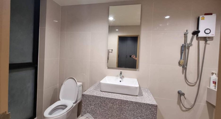 For sale 3 bedrooms townhouse in Bang Khen, Bangkok