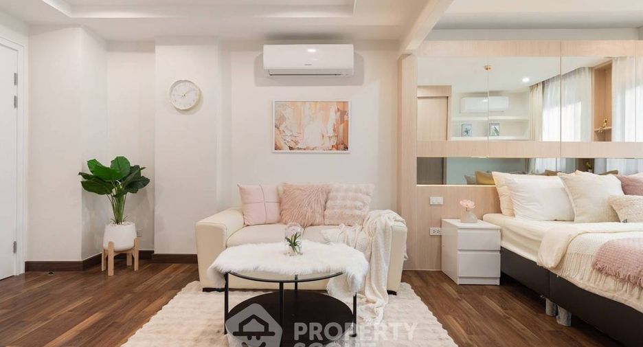 For sale 1 bed condo in Khan Na Yao, Bangkok