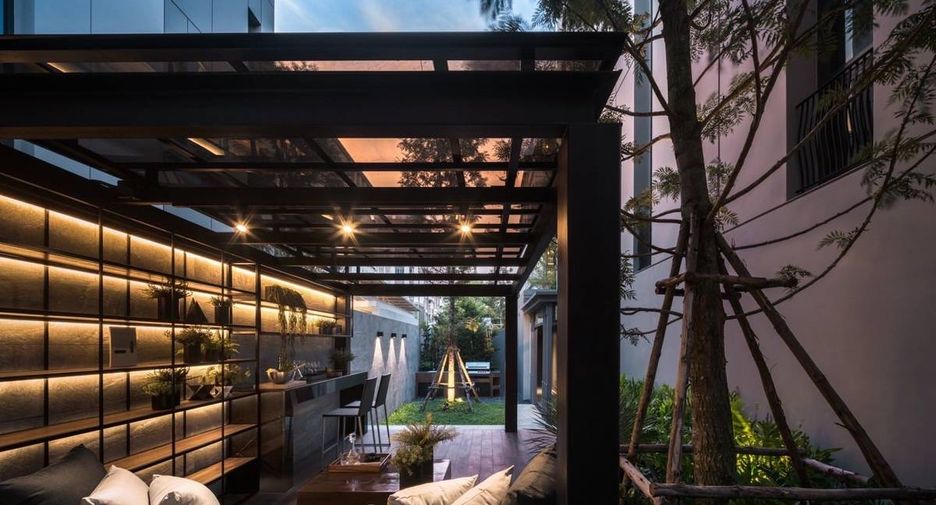 For sale 3 bedrooms house in Phaya Thai, Bangkok