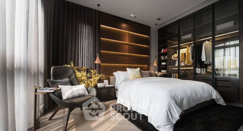 For sale 3 bedrooms house in Phaya Thai, Bangkok