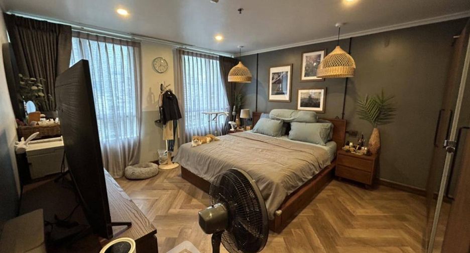For sale 1 bed condo in Watthana, Bangkok