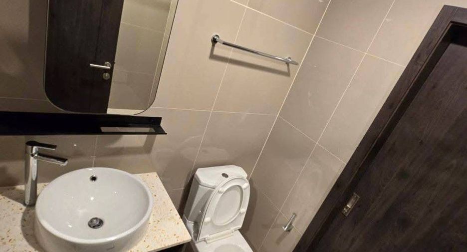 For sale 1 bed condo in Huai Khwang, Bangkok