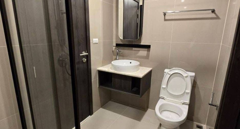 For sale 1 bed condo in Huai Khwang, Bangkok