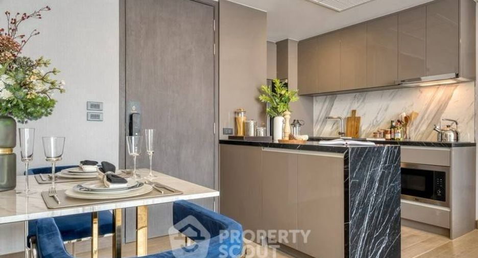 For sale 2 bedrooms condo in Khlong Toei, Bangkok