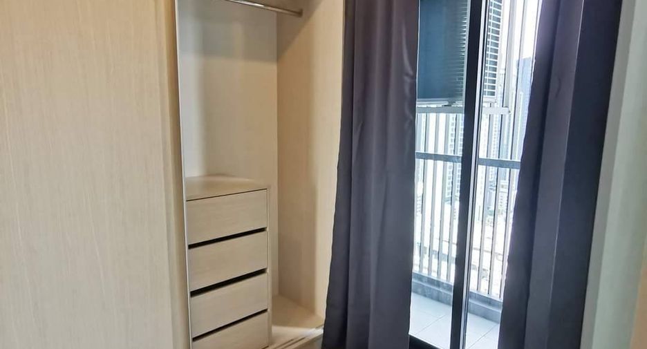 For sale 1 bed condo in Watthana, Bangkok