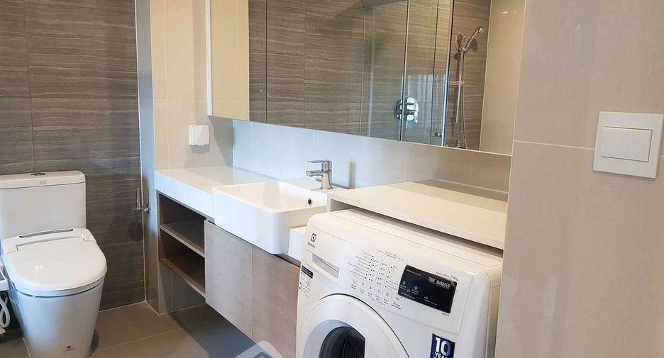 For sale 1 bed condo in Si Racha, Chonburi